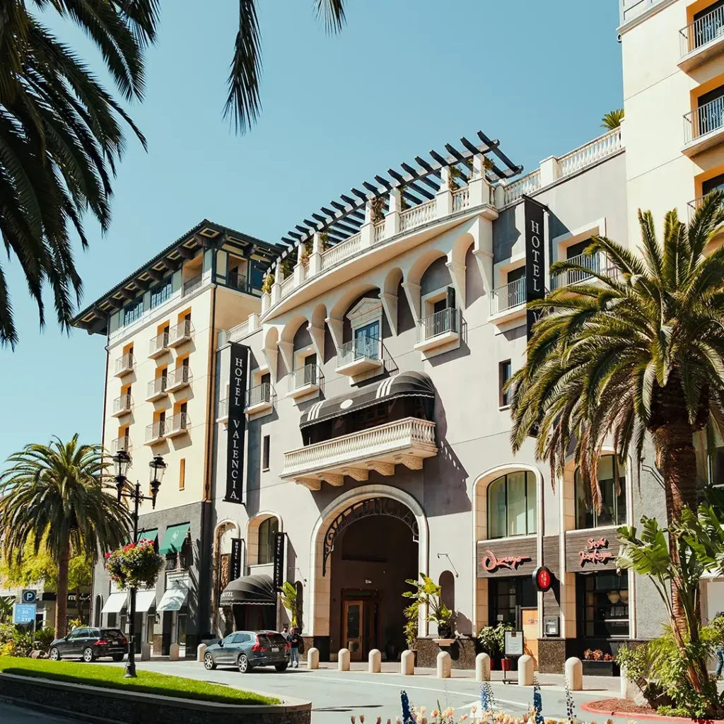 Hotel 2 1024x1024 1